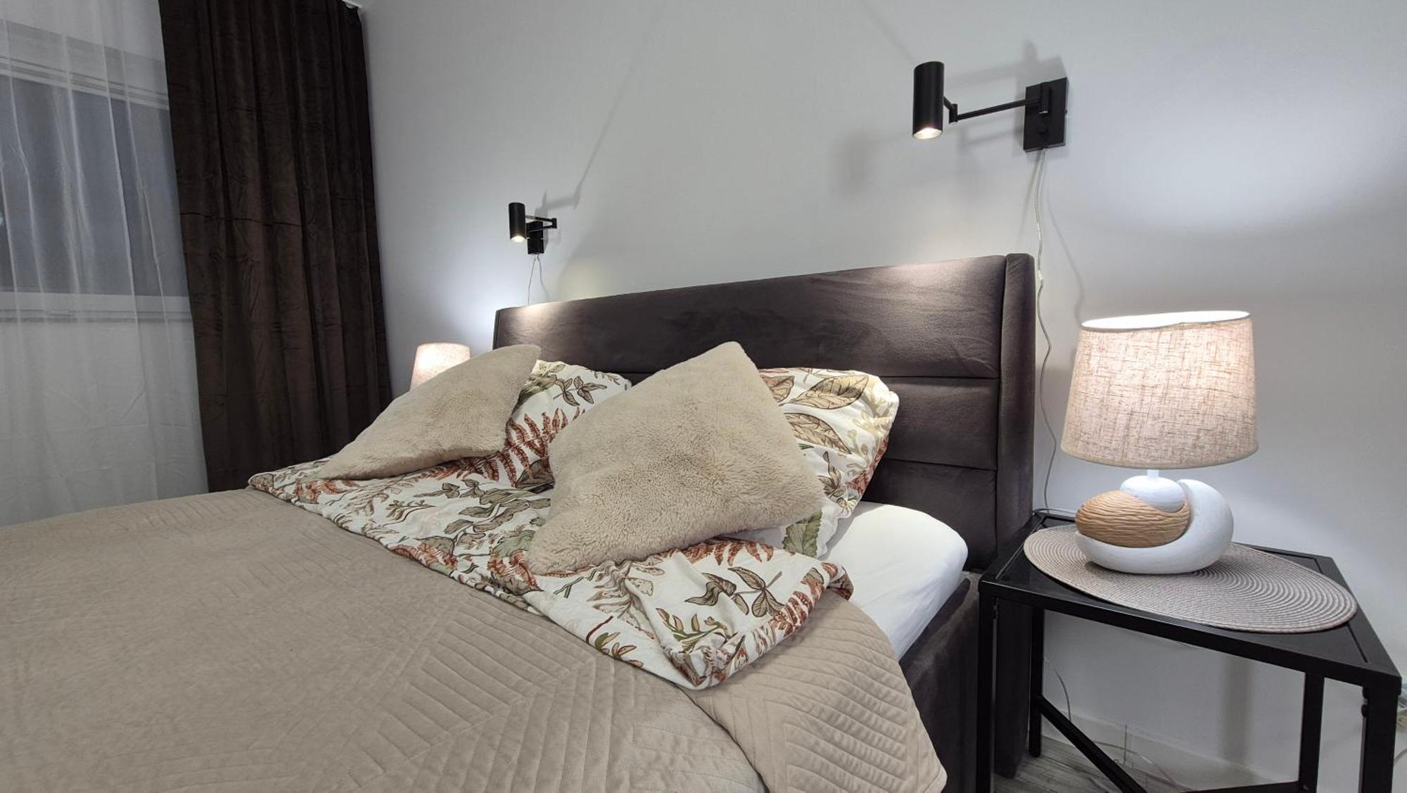Apartment Garbary 100 White Apartment, Parking, Self Check-in 24h, Air-conditioning *